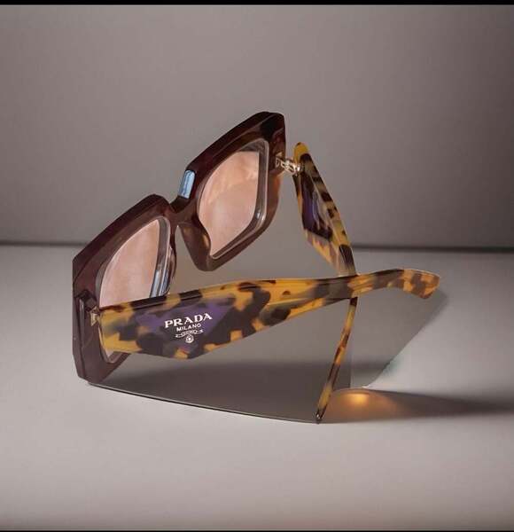 Prada SPR 23Y Heritage Square Tortoise Shell Sunglasses main image 4